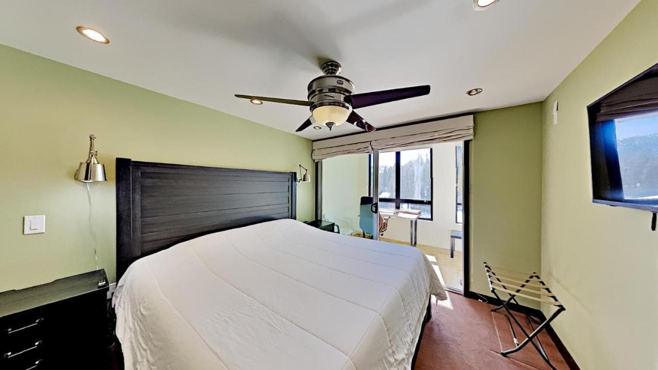 Two Bedroom With Mountain Views At 1849 Mammoth Lakes