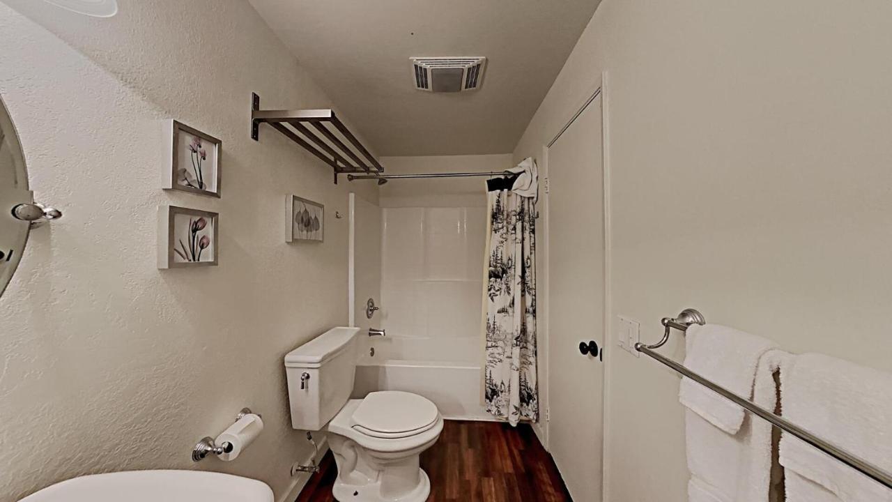Two Bedroom With Mountain Views At 1849 Apartment Mammoth Lakes