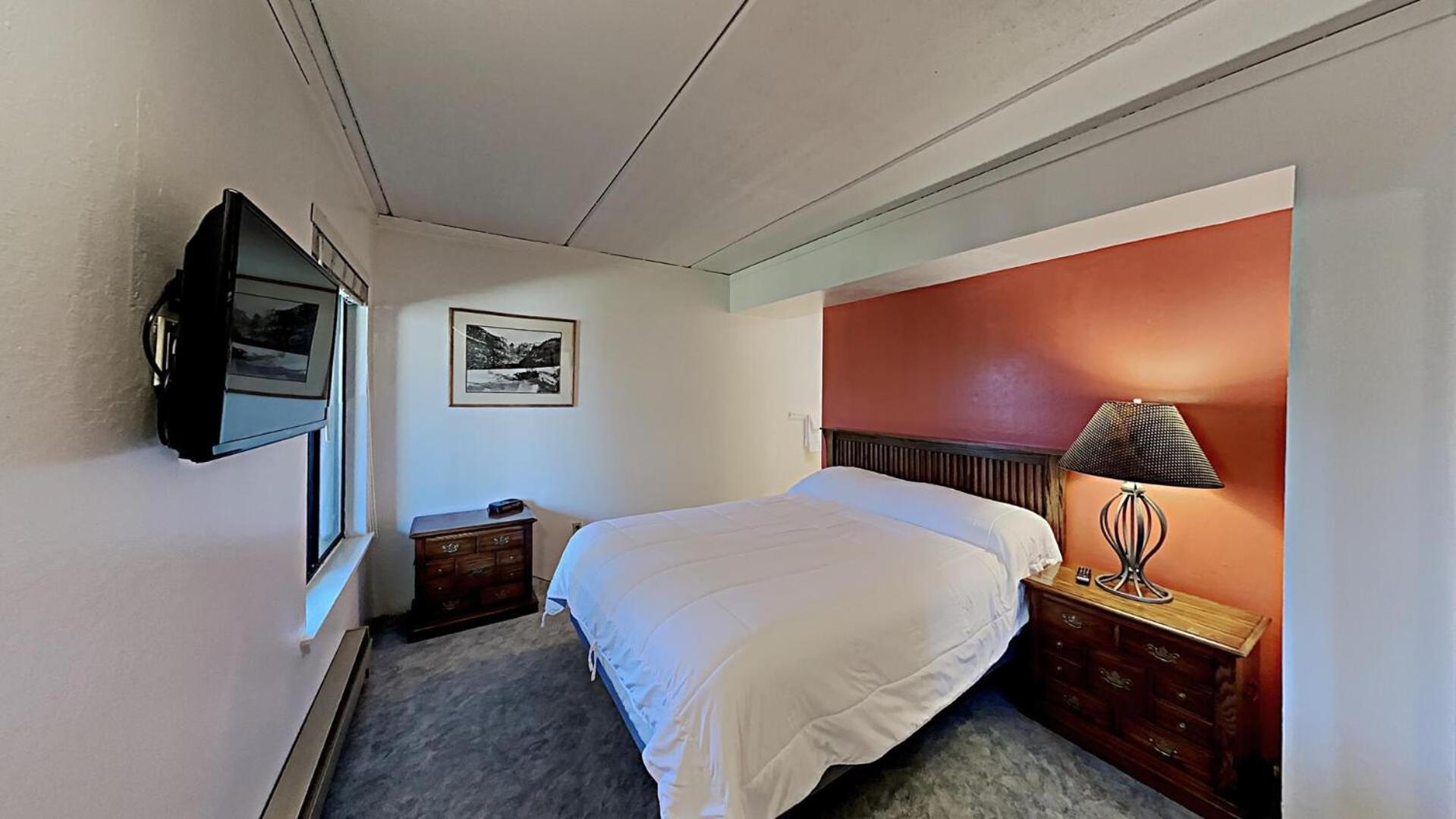 Two Bedroom With Mountain Views At 1849 *