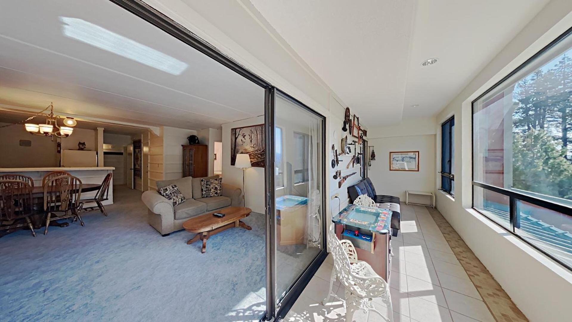 Two Bedroom With Mountain Views At 1849 Apartment *