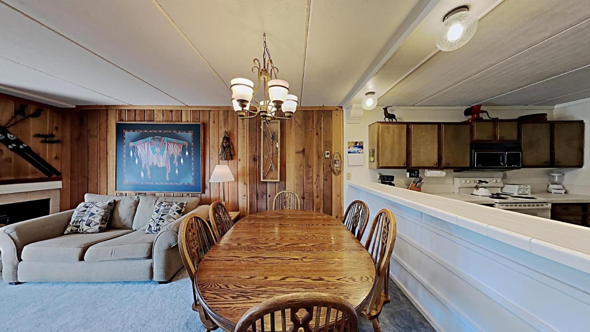 Two Bedroom With Mountain Views At 1849 * Mammoth Lakes