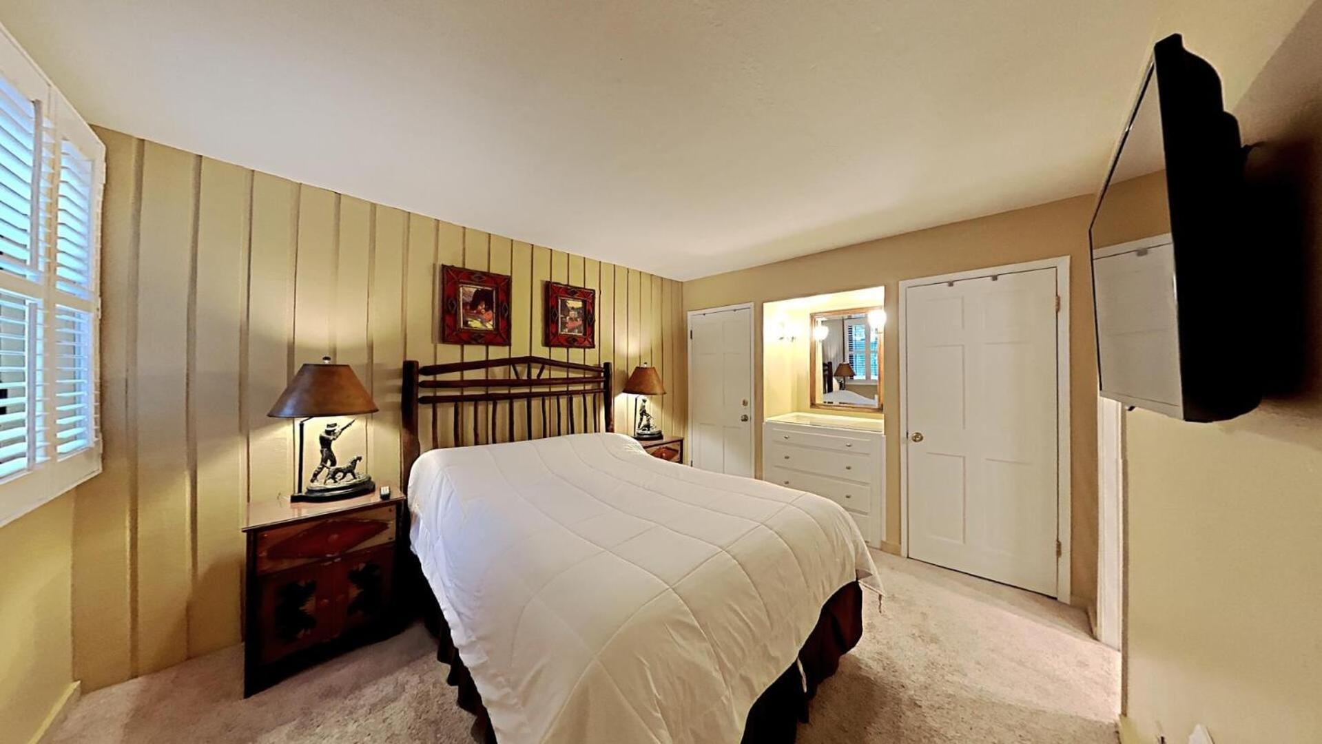 Two Bedroom With Mountain Views At 1849 * Mammoth Lakes